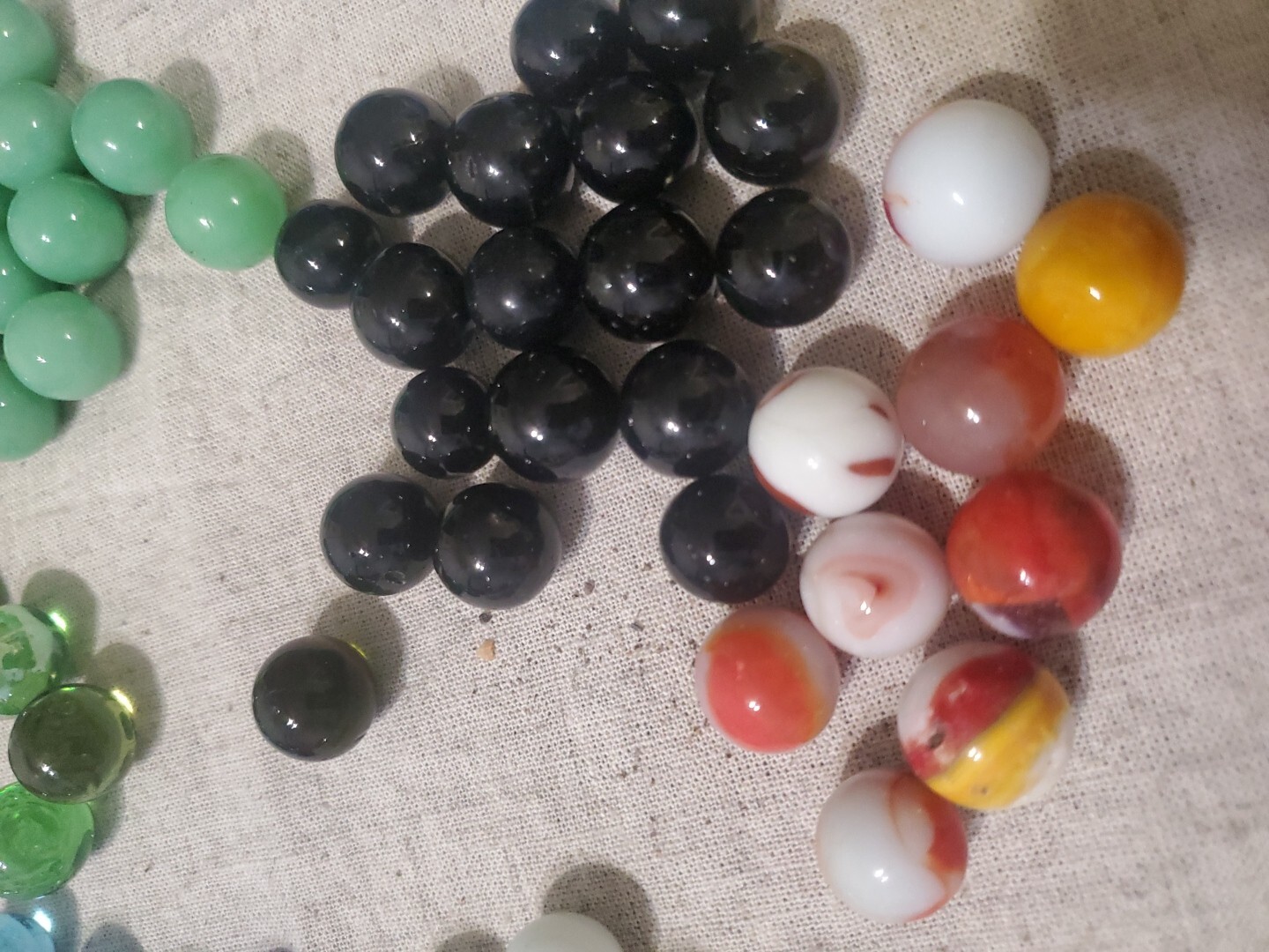 Lot of 140+ Antique Vintage Glass Marbles Swirl Blue Yellow Green Red White +