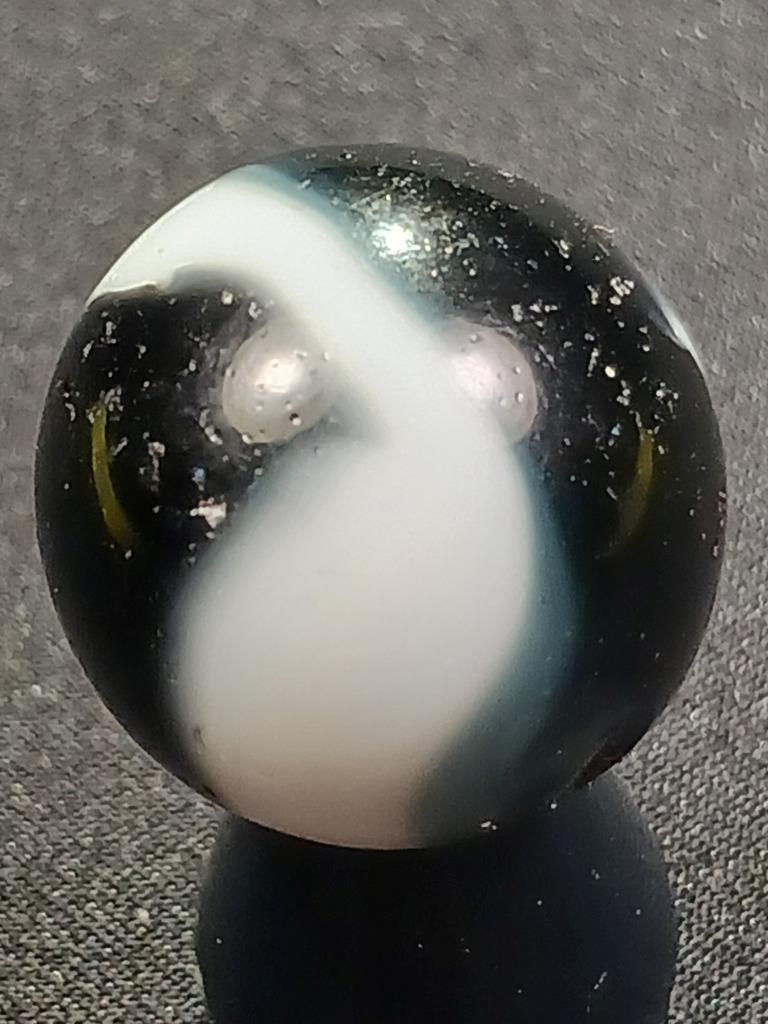 Transitional .65″ Dark Purple White Facet Pontil Near Mint Serious Marble A116