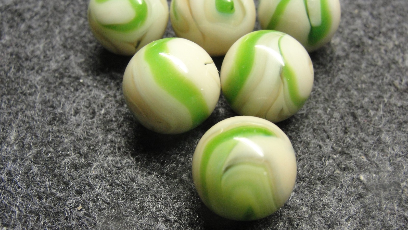 Mint 1/2 Dozen Alley Agate St Marys beige marbles j6a