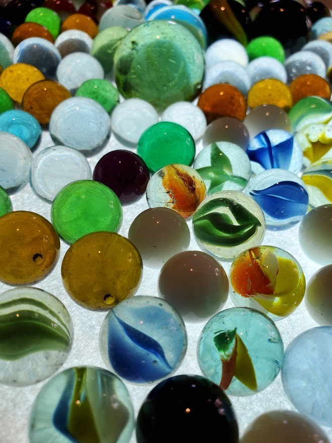 Vtg Lot 140+ Glass Marbles Peltier? Christensen? & More Mixed Size Color Variety
