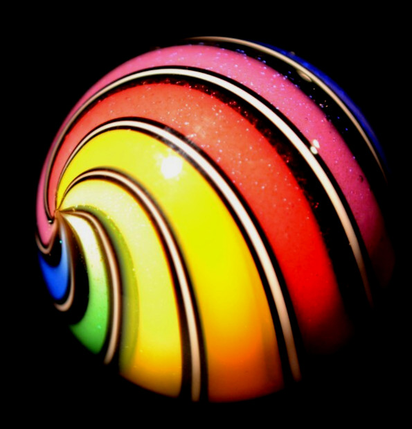 HOT HOUSE GLASS MARBLE/1.695″-CLASSIC DICHROIC BEACHBALL-YELLOW,LIME,ROYAL++