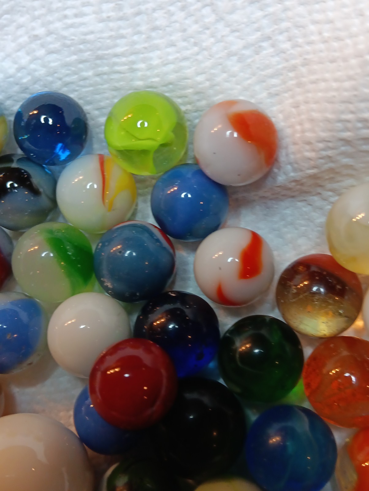 Vintage Marbles Lot Of 80. Random Pick. What You See Is What You Get. Good Luck