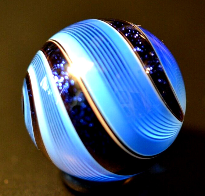 HOT HOUSE GLASS MARBLE/1.279″-ROYAL BLUE BANDED FINE LINER #68-ROYAL BLUE DICHRO