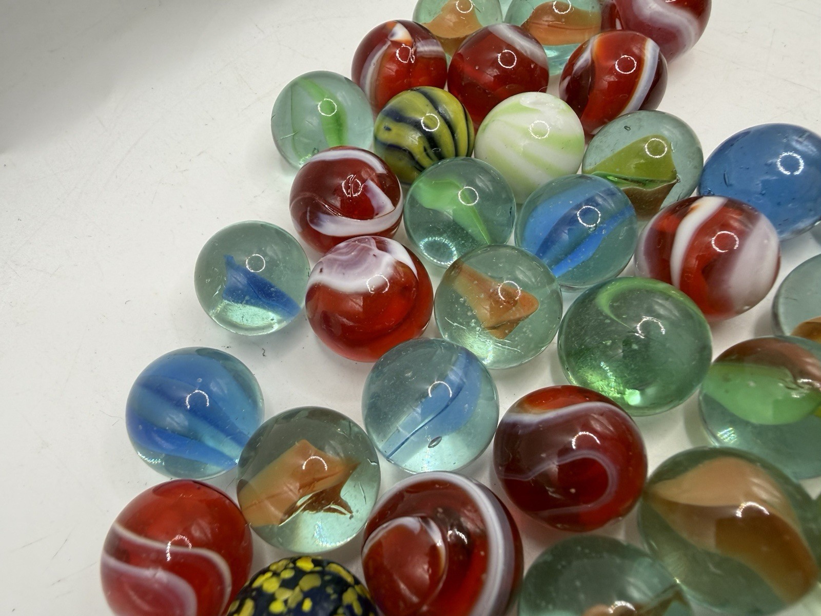 Assorted Vintage Marbles in Small Glass Mason Jar, Asst 50 As Seen Pics