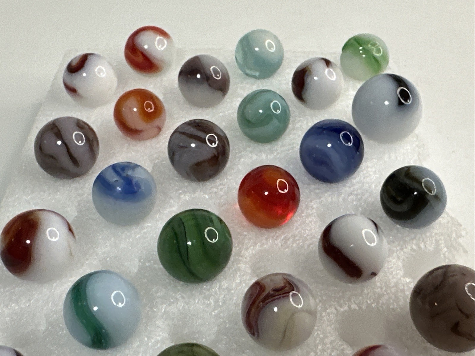 410 Lot Of 30 Jabo Swirl Marbles!