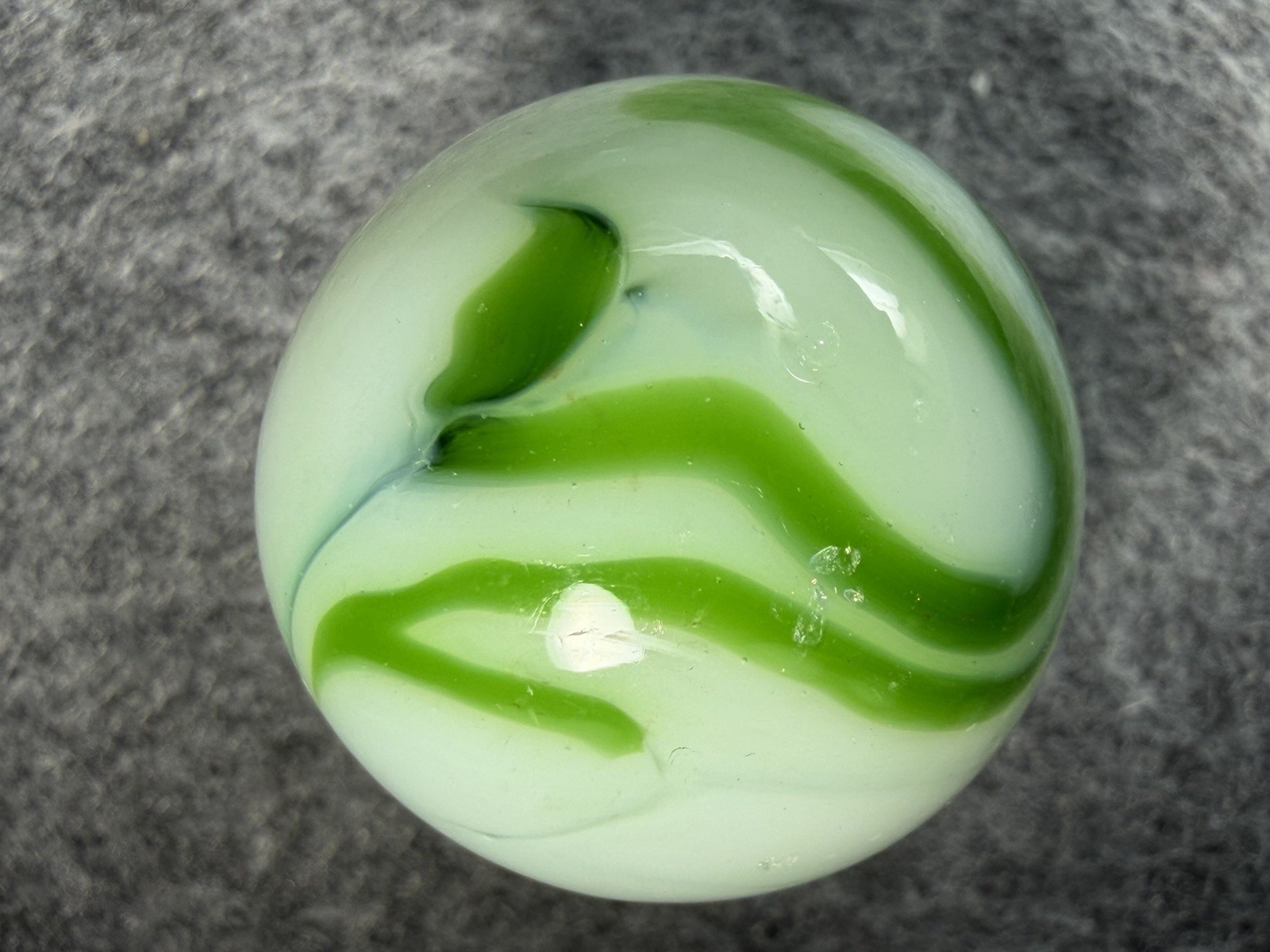 Vintage Marbles:St Mary’s Alley Agate Green Swirl Bolder. NM+.985