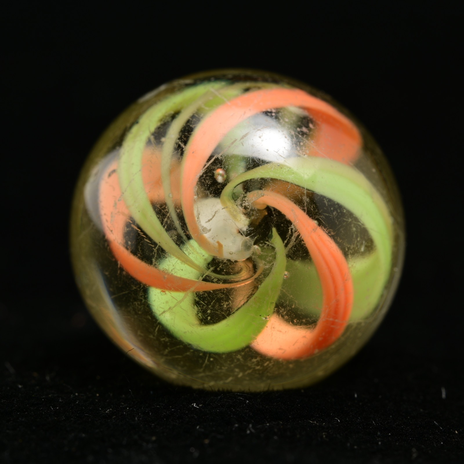Solid Core German Handmade Antique Marble English Style Contrast 17mm 21/32”