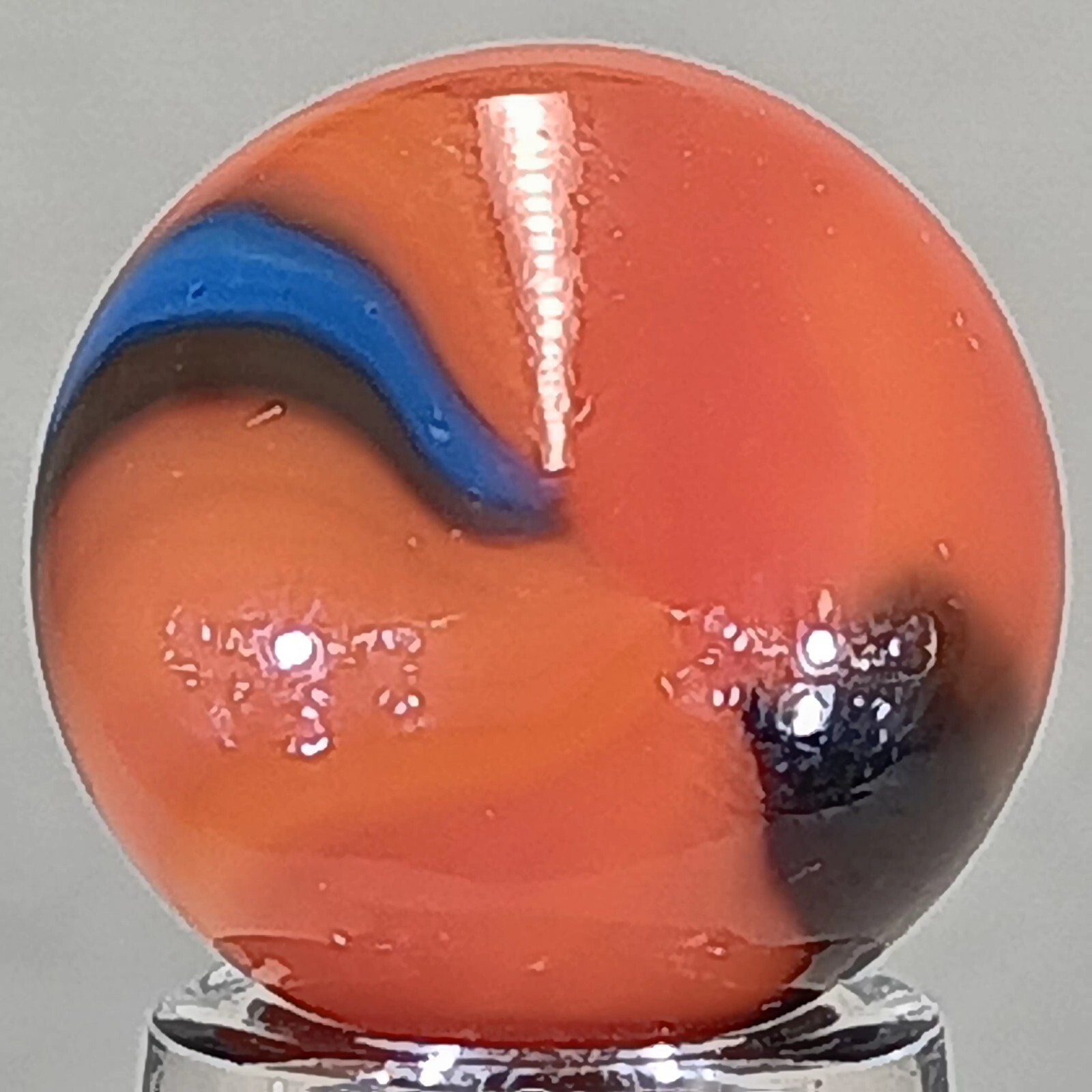 Vacor Clownfish Marble .63 Inches Near-Mint Condition Combined Shipping