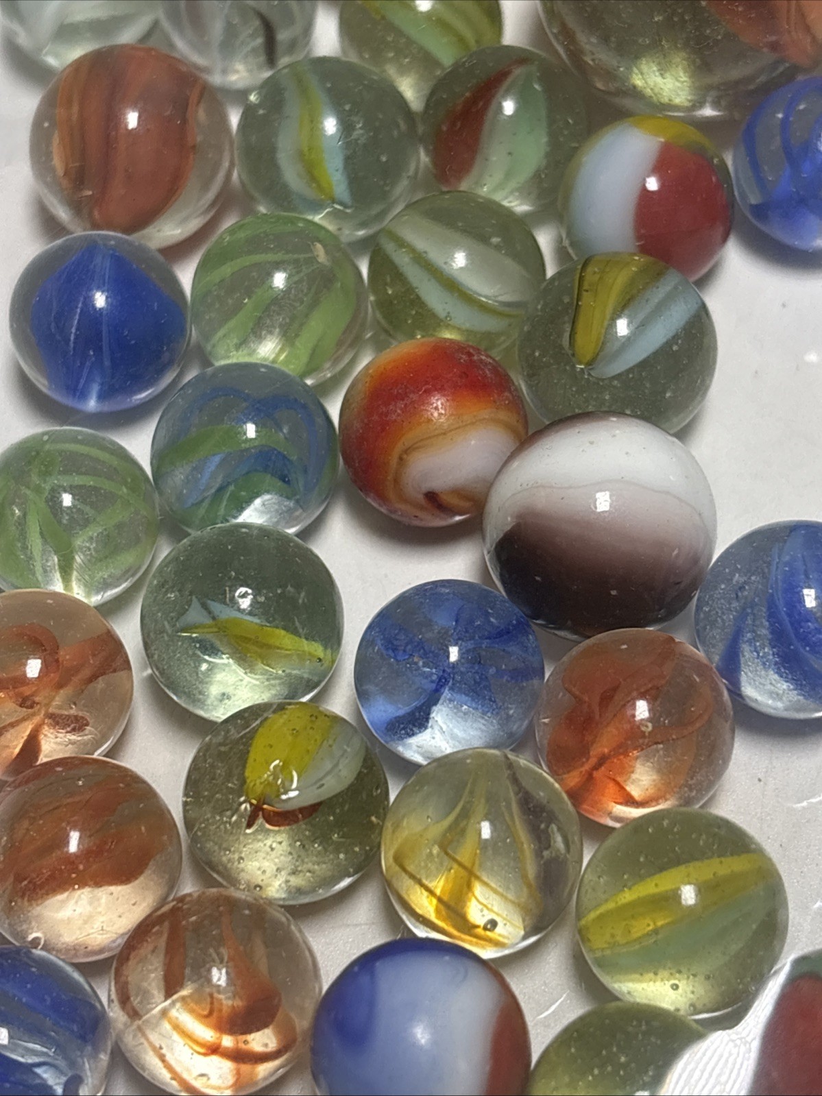 Vintage Marble Mixed Lot Various Sizes Colors Marbles Leather Pouch