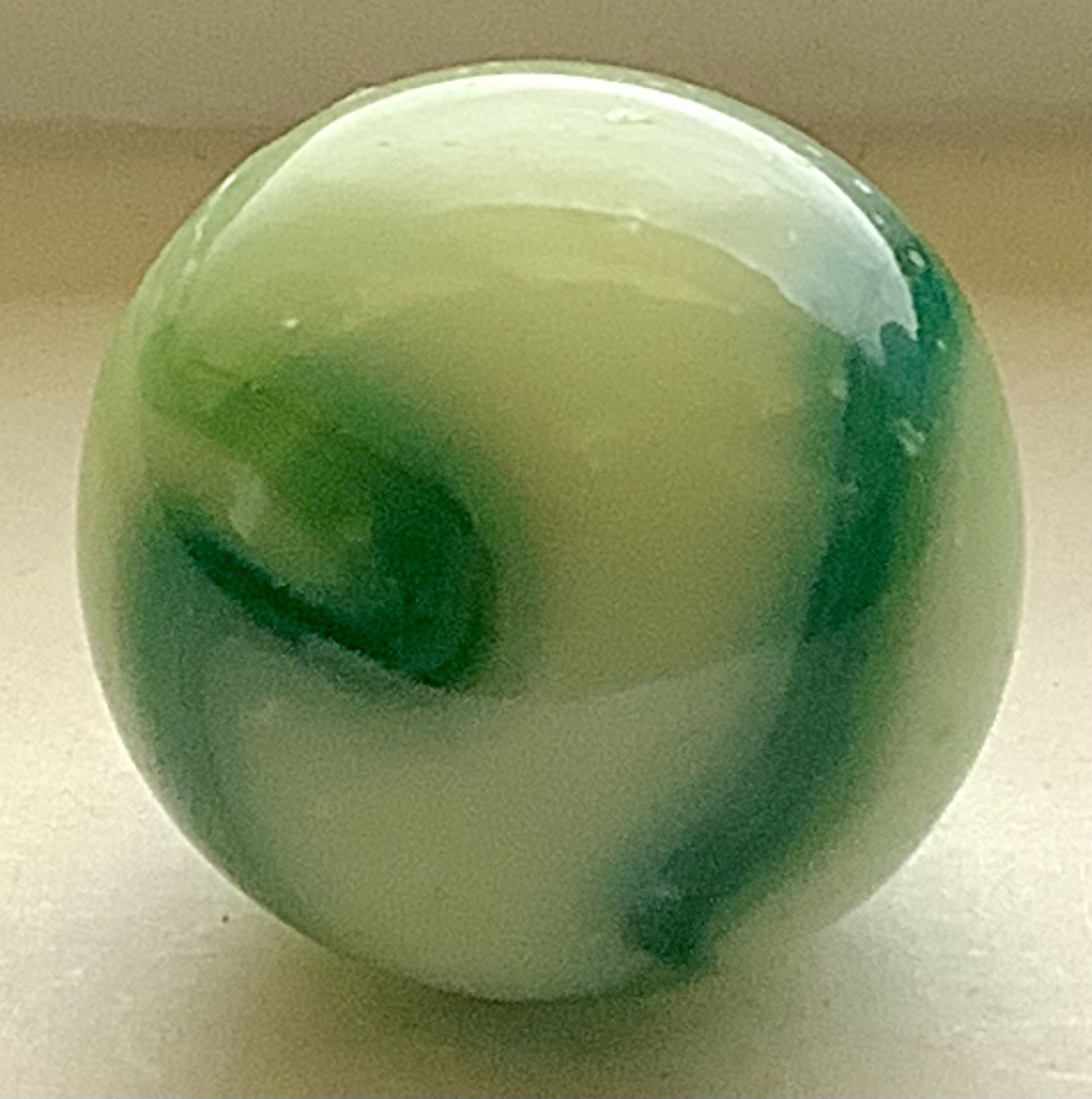 UV Active Ravenswood? Swirl Marble 5/8” Green On Yellowish White