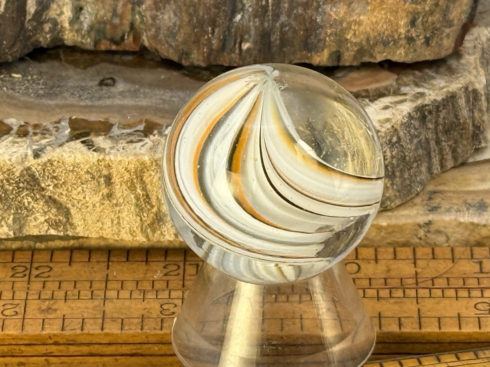Vintage Joe Davis Glass Art Marble 1.43 inches Good condition–1758.26