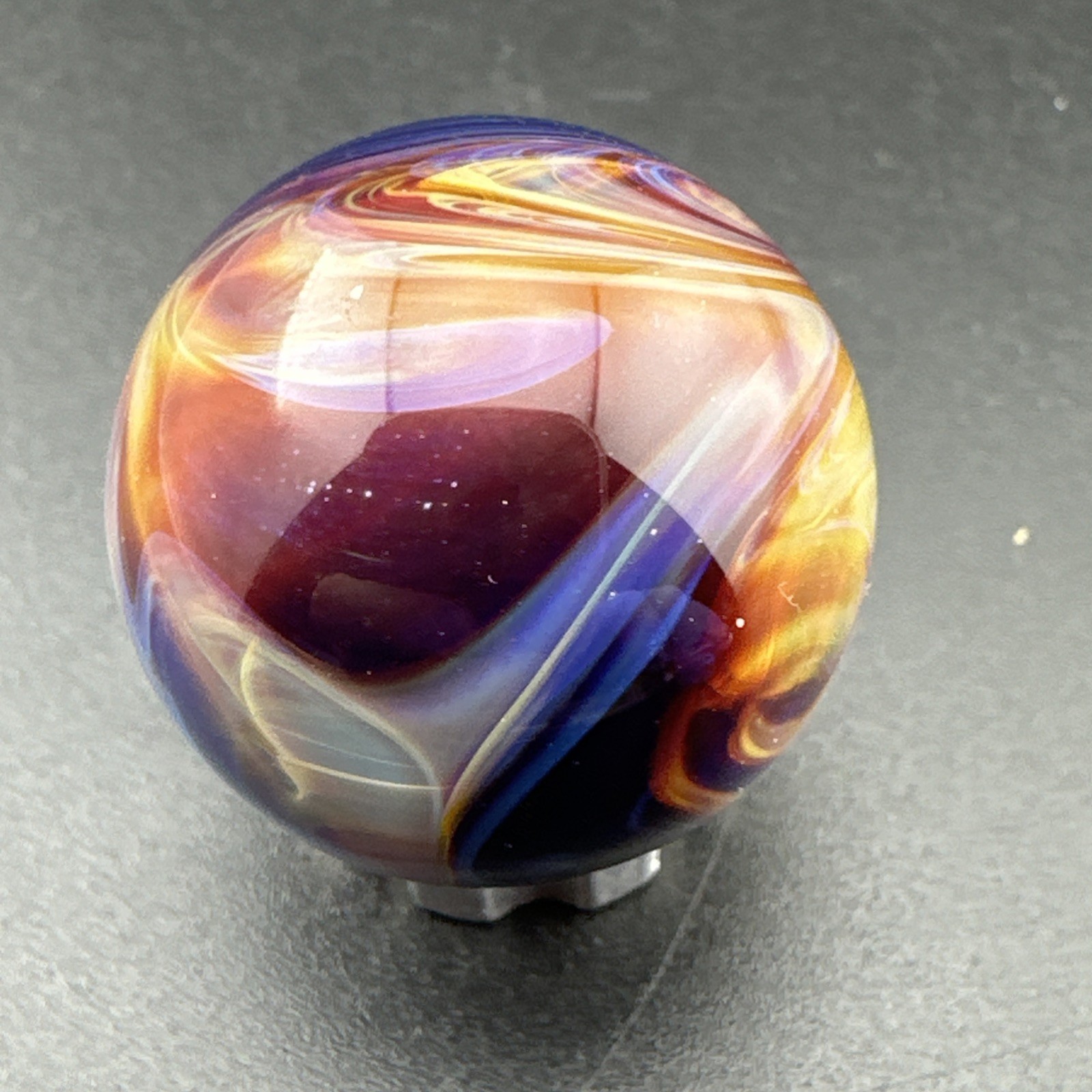 Contemporary Handmade Art Glass Marble .94″ Amber Purple Delightful Swirl MIB