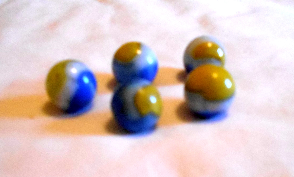 Vintage Yellow, Blue and White Marbles (5) 1960’s Ungraded