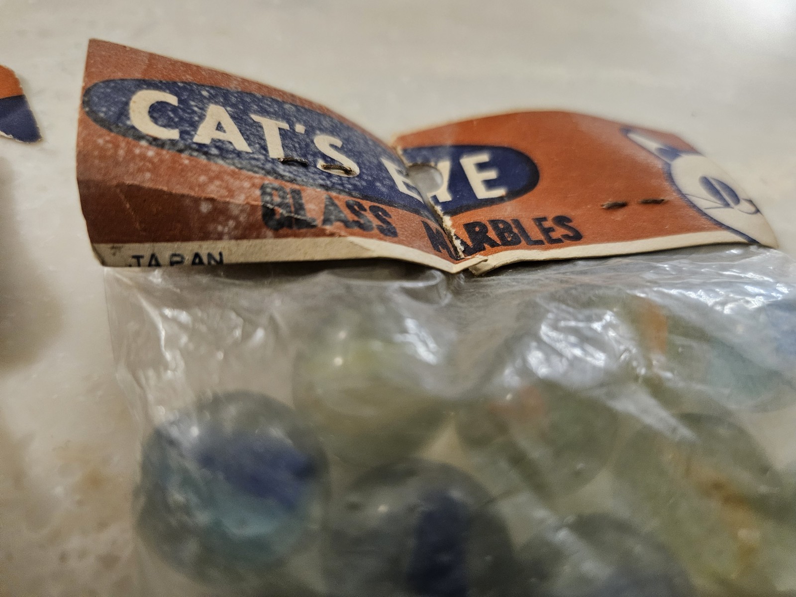 2 VINTAGE Cat’S EYE GLASS MARBLES RACK PACK 30 MARBLE SET ORIGINAL PACKAGE Japan