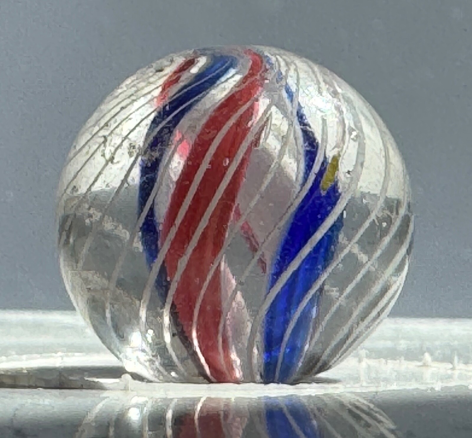 Caged 4 Ribbon Divided Core Marble 17mm (11/16”)