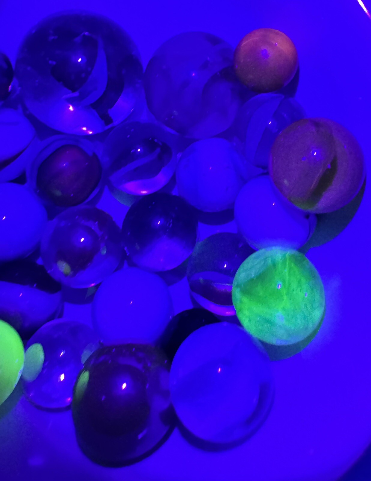 Vintage Marble Lot Of MARBLES UV Reactive Cadmium Uranium Lot #77