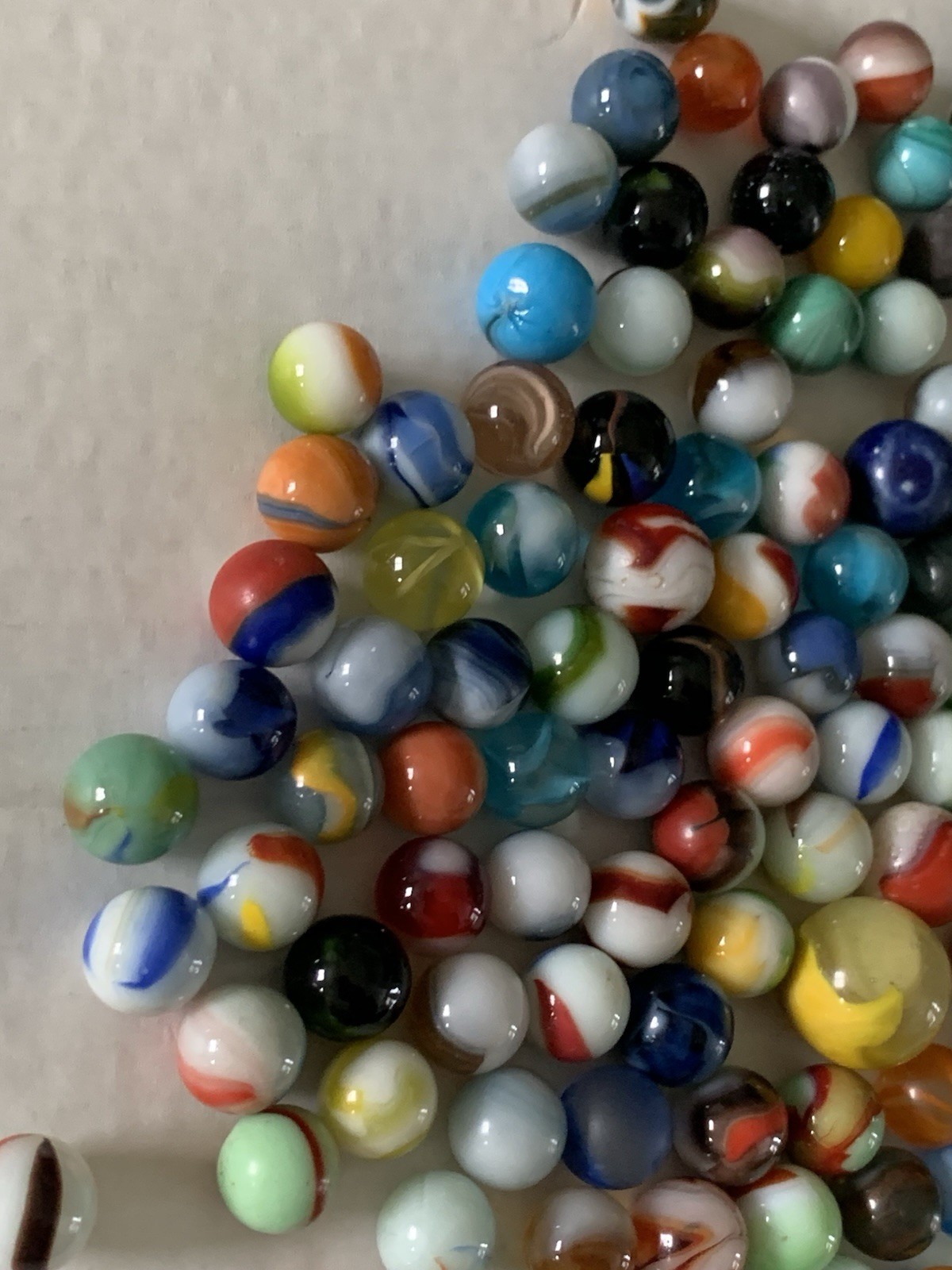 Vintage lot 125 Mixed Marbles – Collection Arkansas Flea Mart 35+ Years