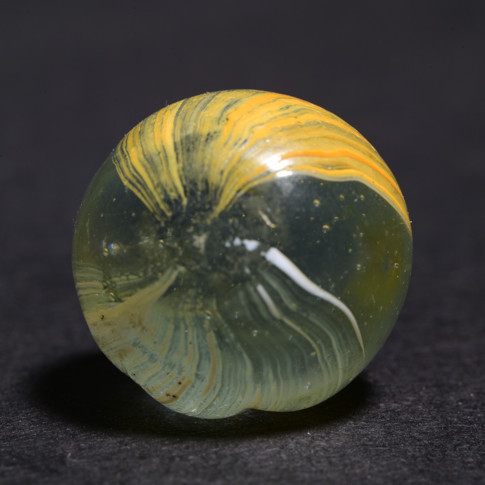 Indian Marble German Handmade Antique 2-Panel Ice & Egg Yolk 15.1mm 19/32”
