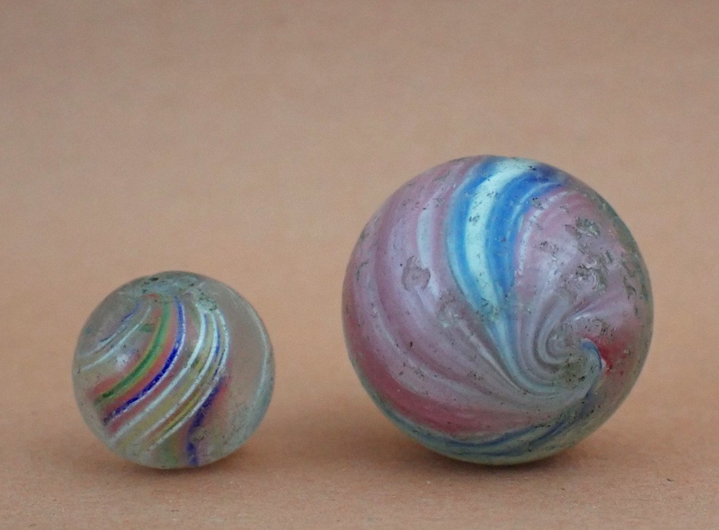 Antique German Hand Made Marbles Large 4-panel Onionskin& Small Divided Core #3