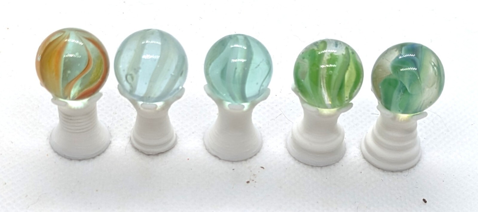 Lot of 10 Vintage Glass Marbles Cat’s eye Swirl 4-7 Veins Various Colors