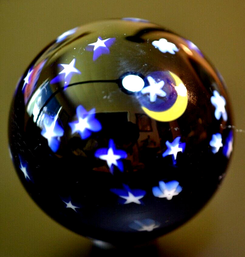 DAVID P. SALAZAR GLASS MARBLE/2.009″-MOON & STARS-TRANS.ROYAL,SUNFLOWER CRESCENT