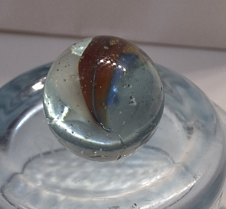 Vtg 6 Vane Tri Color Red White Blue Hybrid Cat’s Eye Marbles 11 ct. UV Reactive