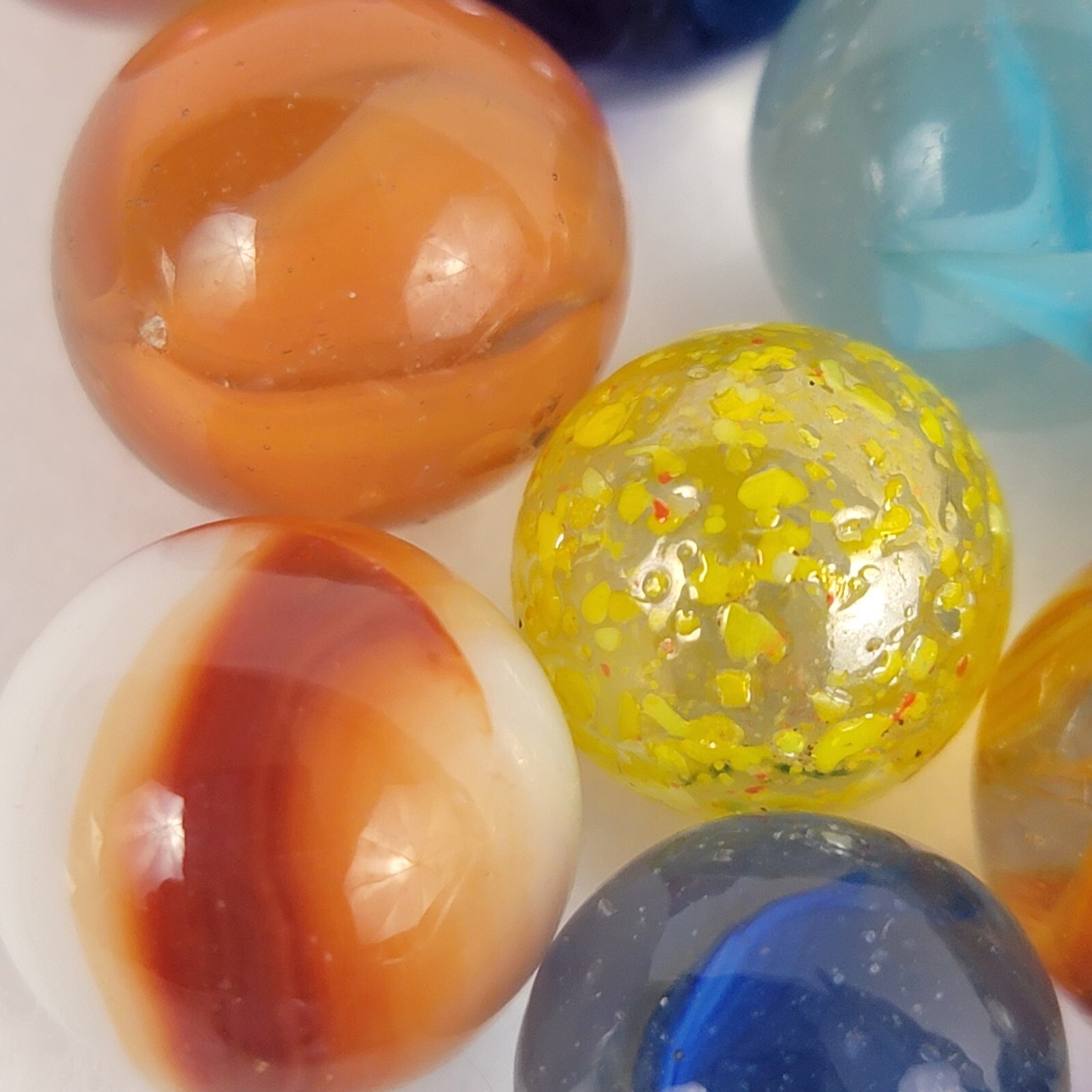 Vintage Glass Marbles Mixed Lot Multicolor 1/2″ Collectible