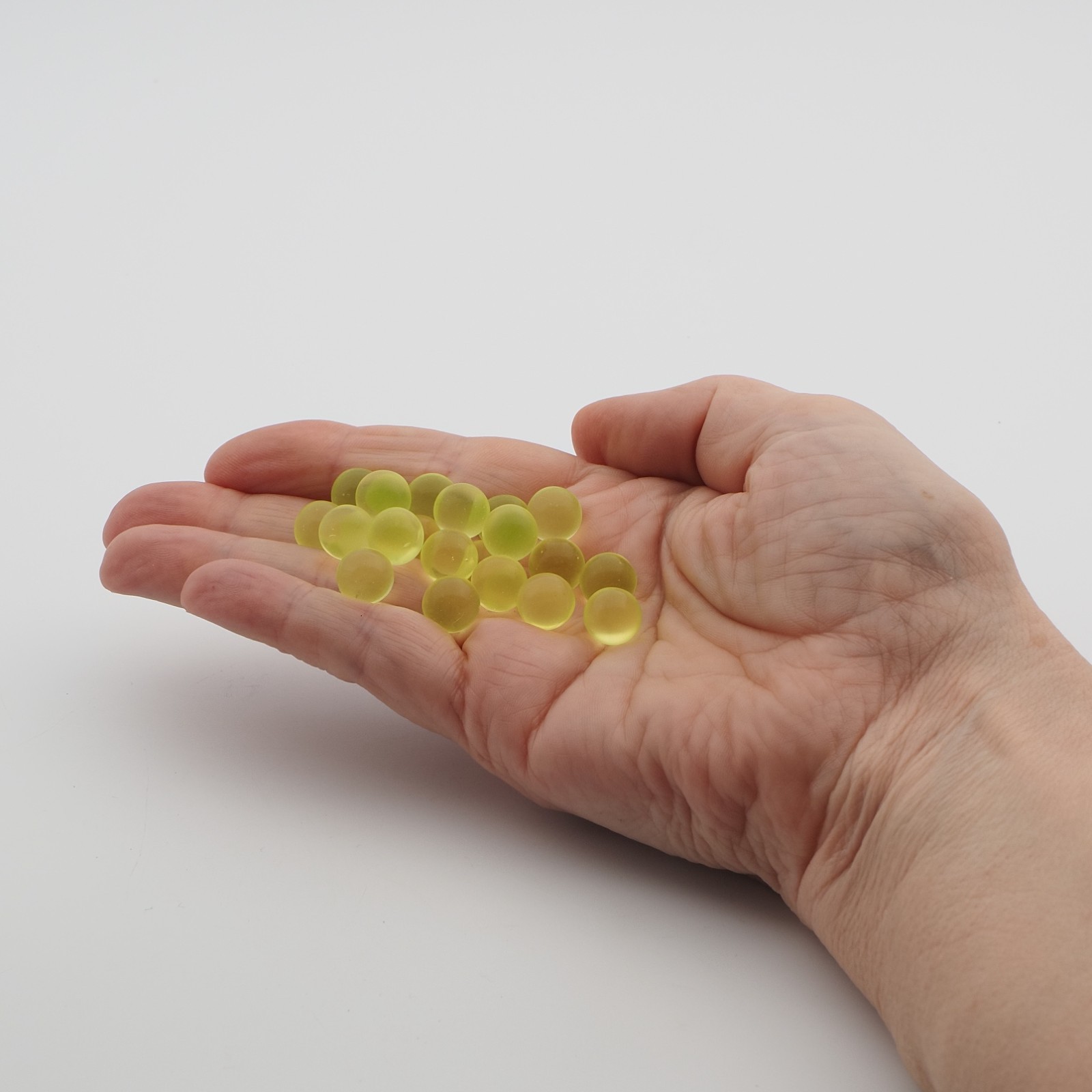 uranium glass marbles balls Lot 20 pcs 10 mm Czech