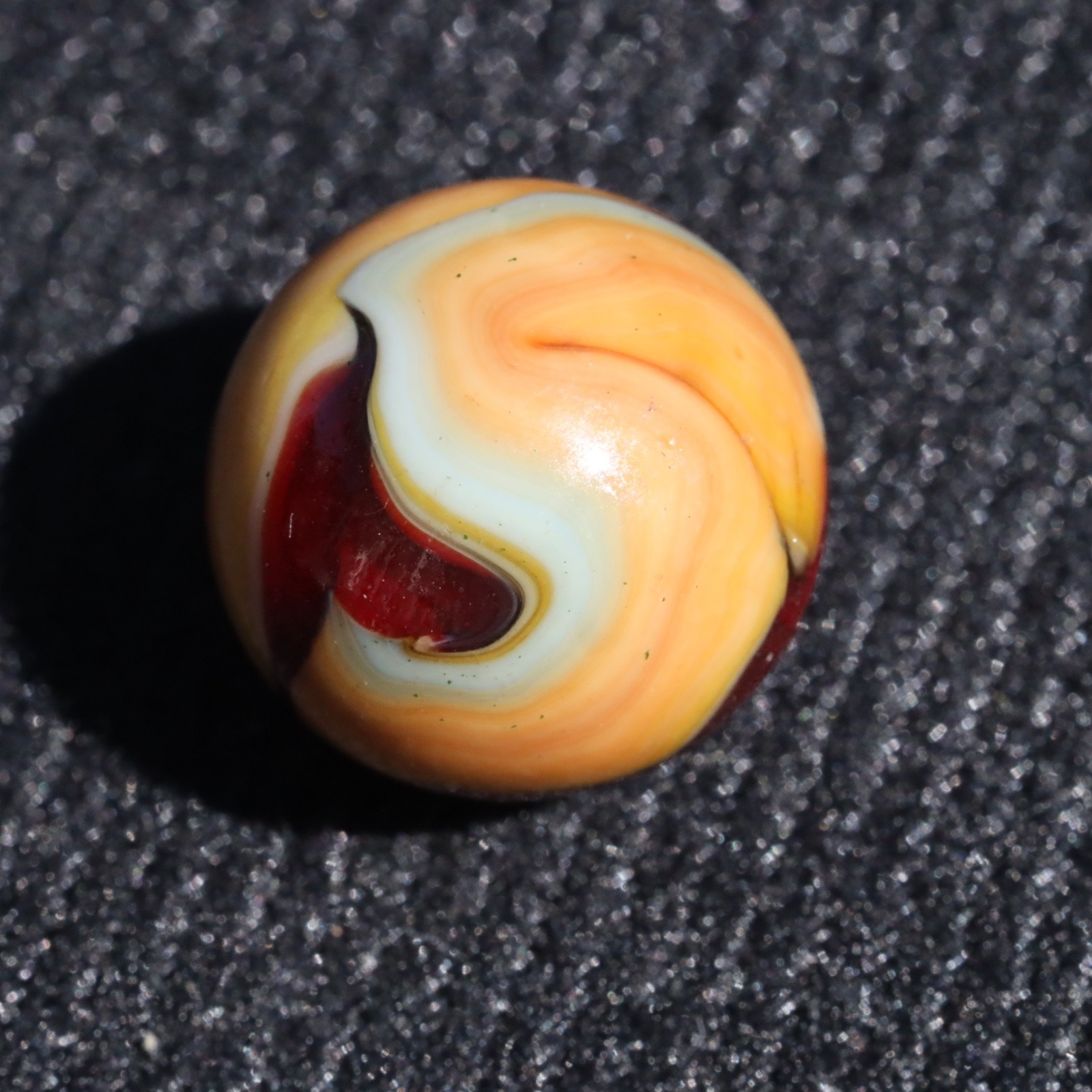 BEAUTIFUL JABO Swirl Marble Unique Heart Shapes Red Orange Aventurine 3/4″ Mint