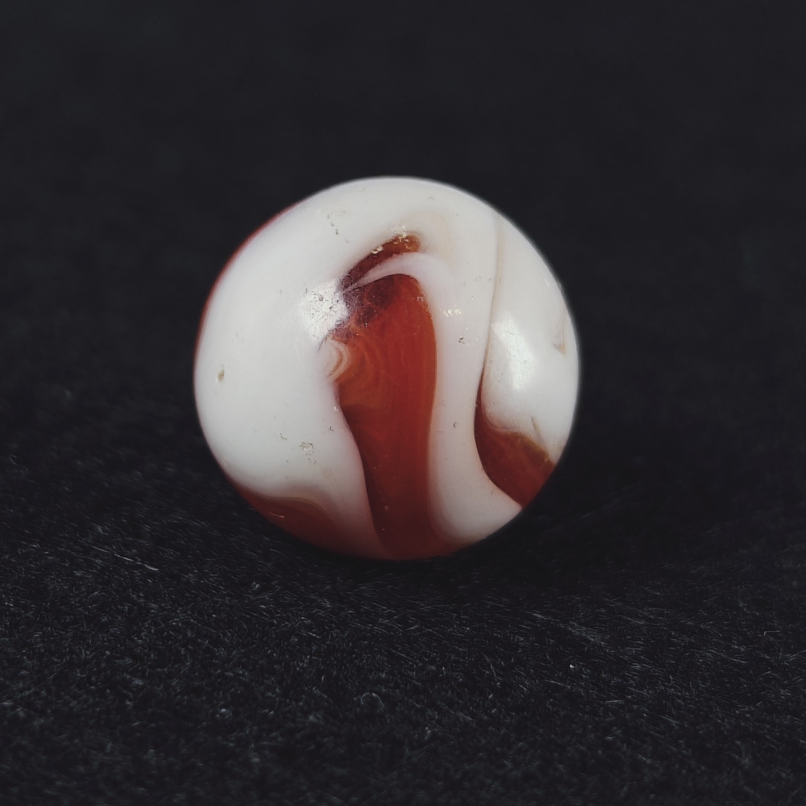 Vintage Marble – 5/8″ White Red West Virginia Swirl Alley