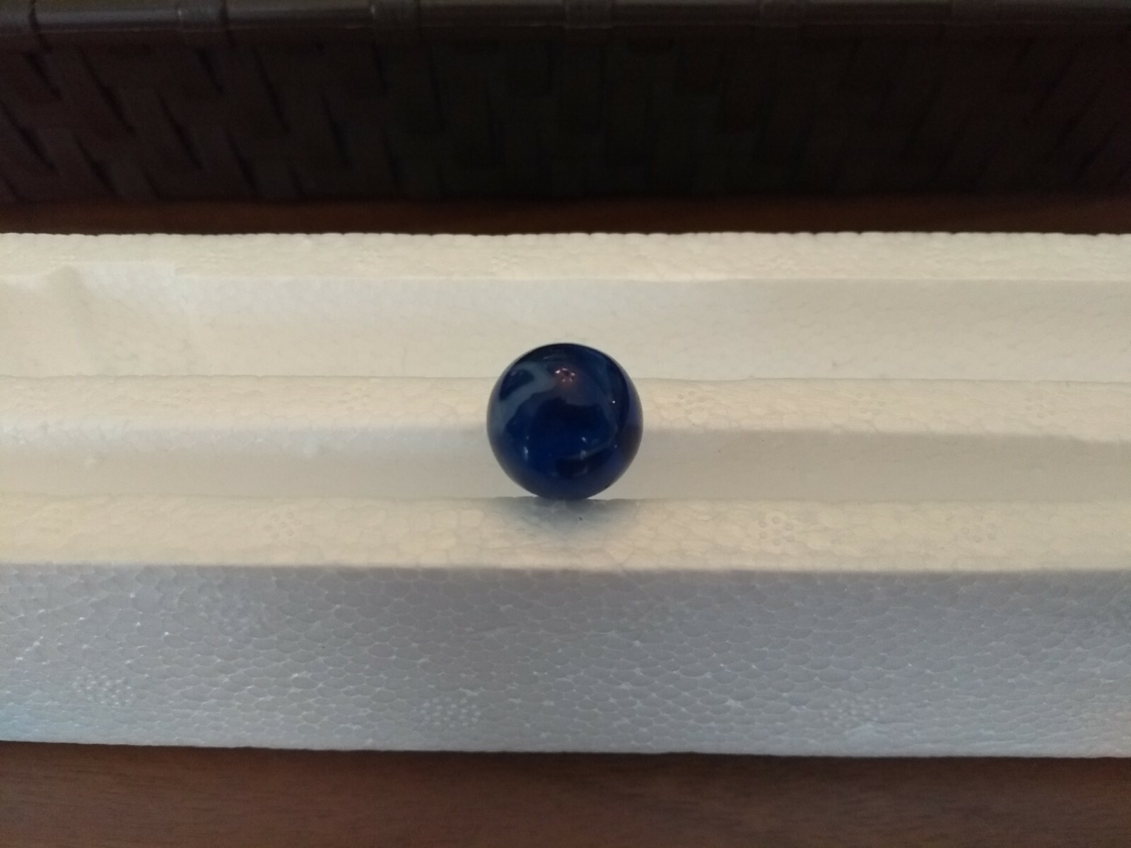 vintage alley/wv white swirl transparent dark blue