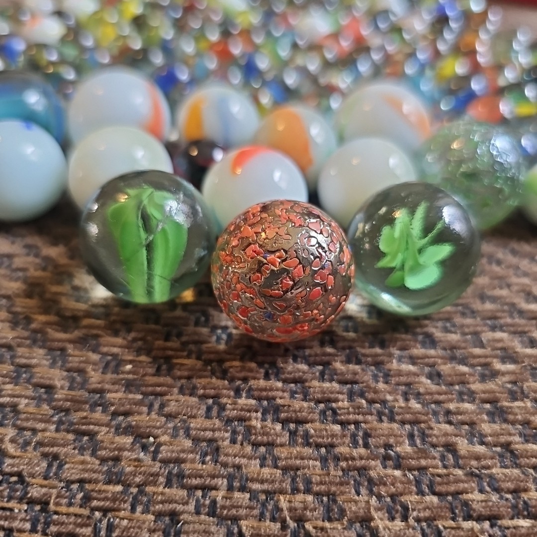 Vtg 202 Marbles Lot Rare Estate Find Different Sizes And Colors Cat Eyes