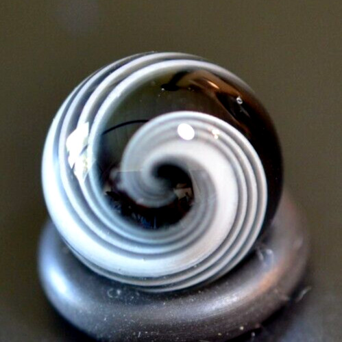 BRYAN TRILLAS GLASS MARBLE/.558″-BLACK & WHITE ZEBRA STUNNER-WORLDWIDE SHIPPING