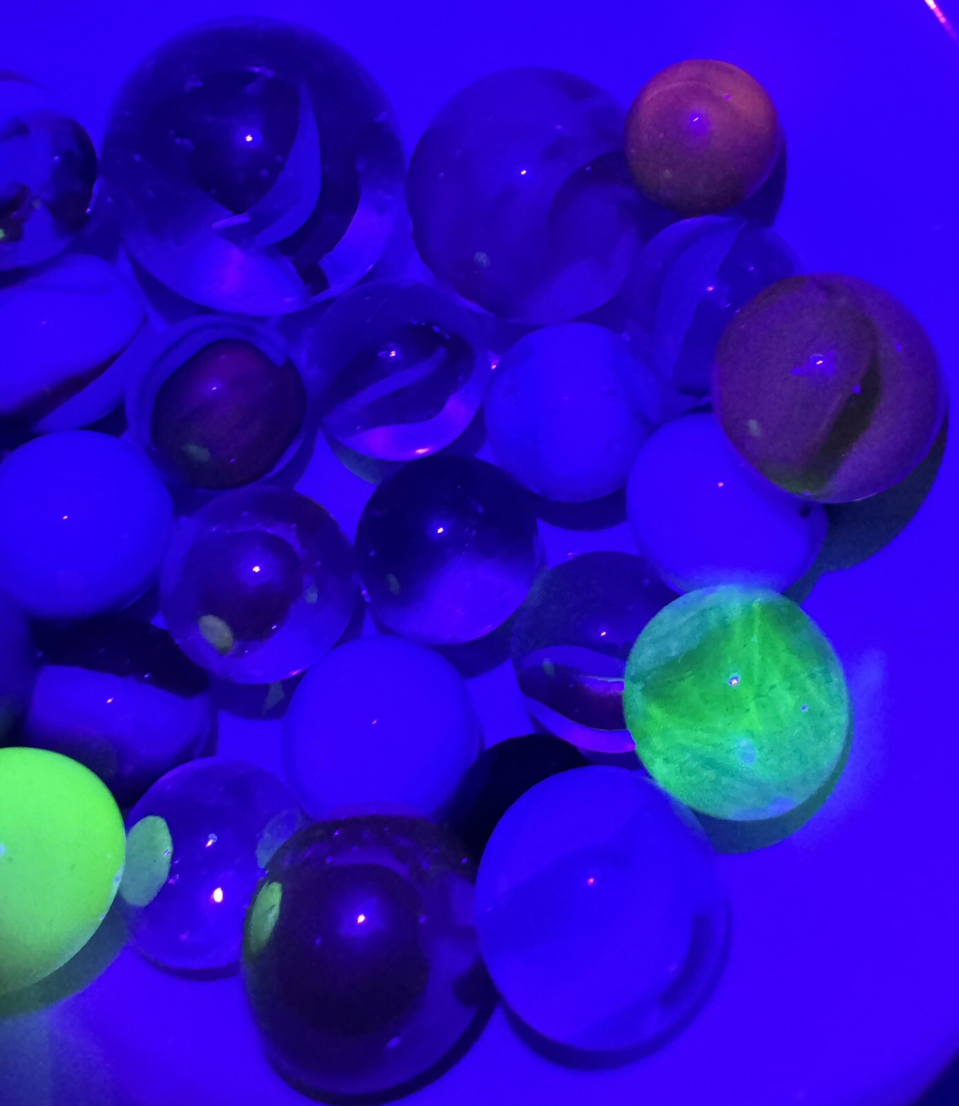 Vintage Marble Lot Of MARBLES UV Reactive Cadmium Uranium Lot #77