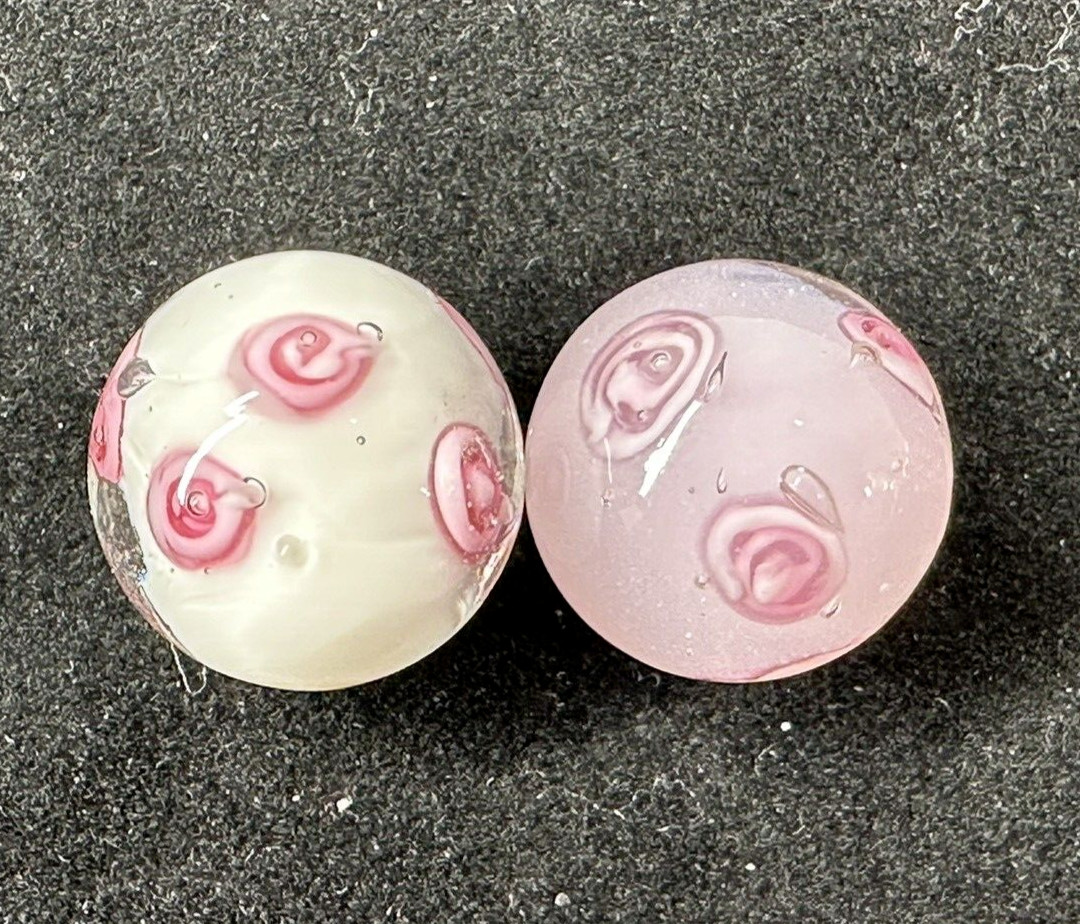 2 ENGLISH ROSE 16mm Handmade Art Glass Pink/White Design Marbles