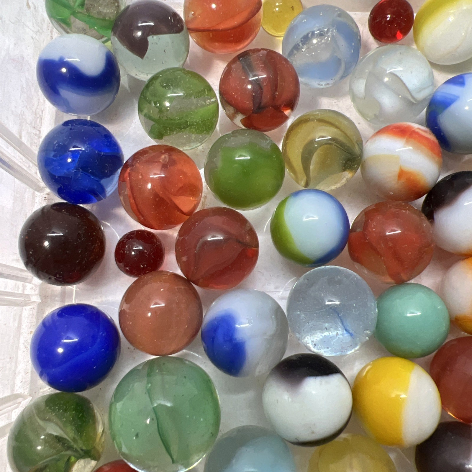 Estate Item Antique Vintage Lot Of 52 Clear/Swirl Glass Marbles