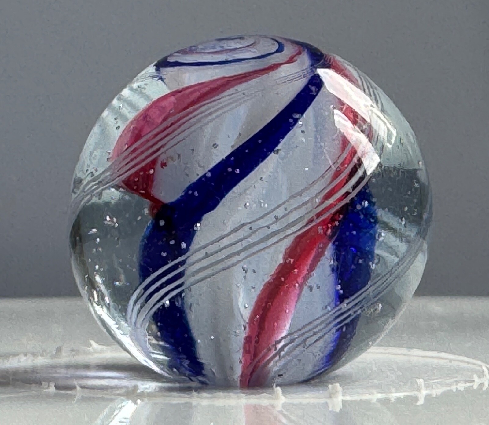 Fantastic Ridged White-Based Solid Core Marble 18mm (23/32”)