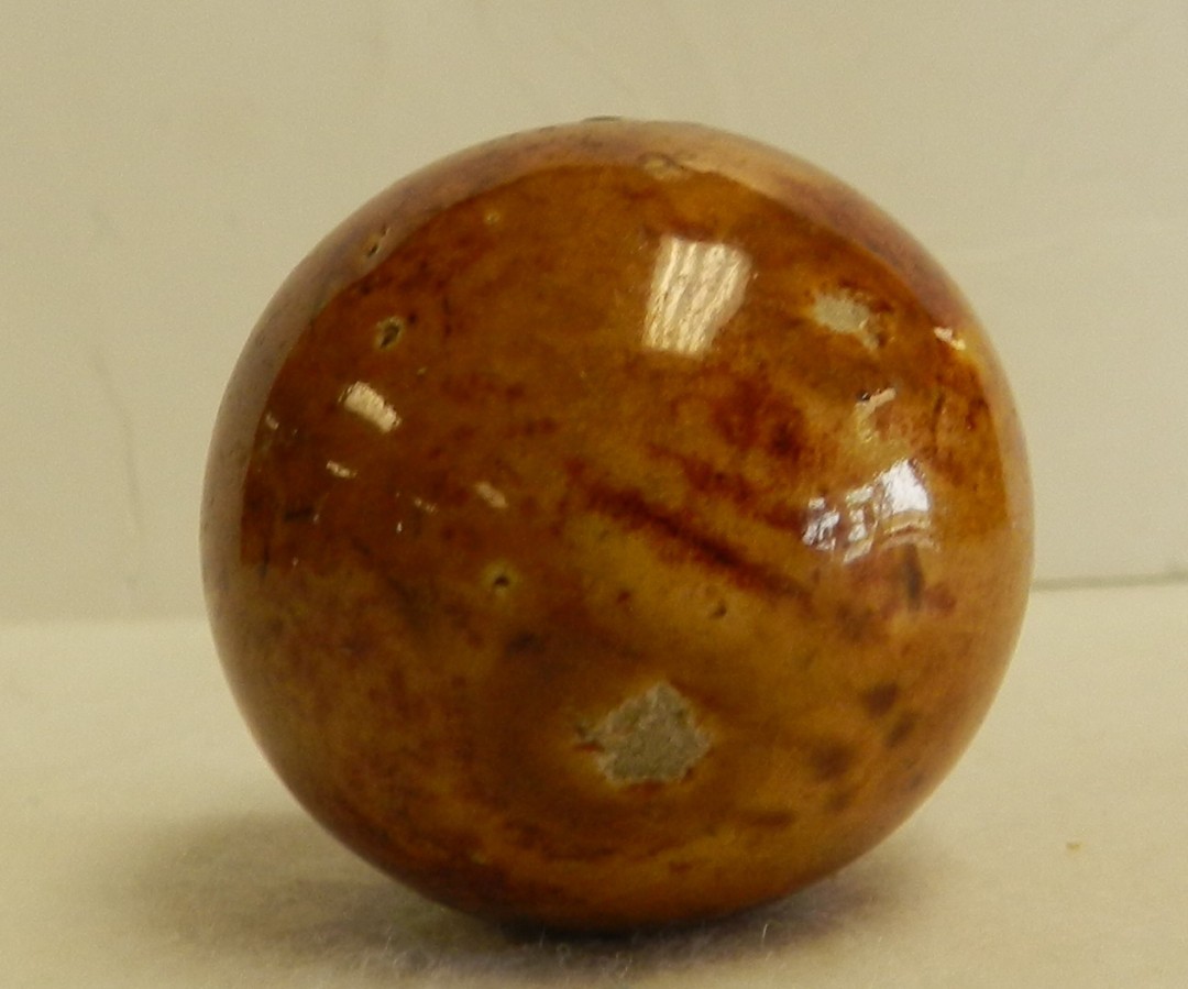 #20871m Large 1.37 Inches Vintage German Handmade Bennington Marble