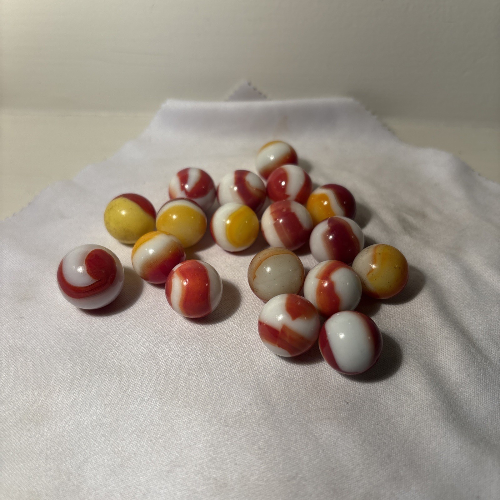 Marbles Ketchup And mustard Style -other 18 Marbles