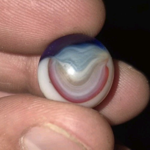 Vintage Vitro Agate V Conqueror Blue Base Marble With Oxblood Window
