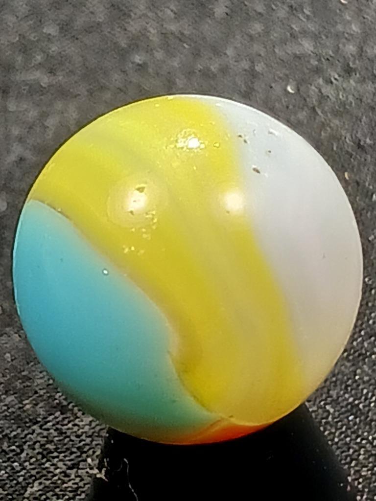 Vitro .56″ Robin’s Egg Yellow Dark Orange Tiger Eye Near Mnt Serious Marble A515