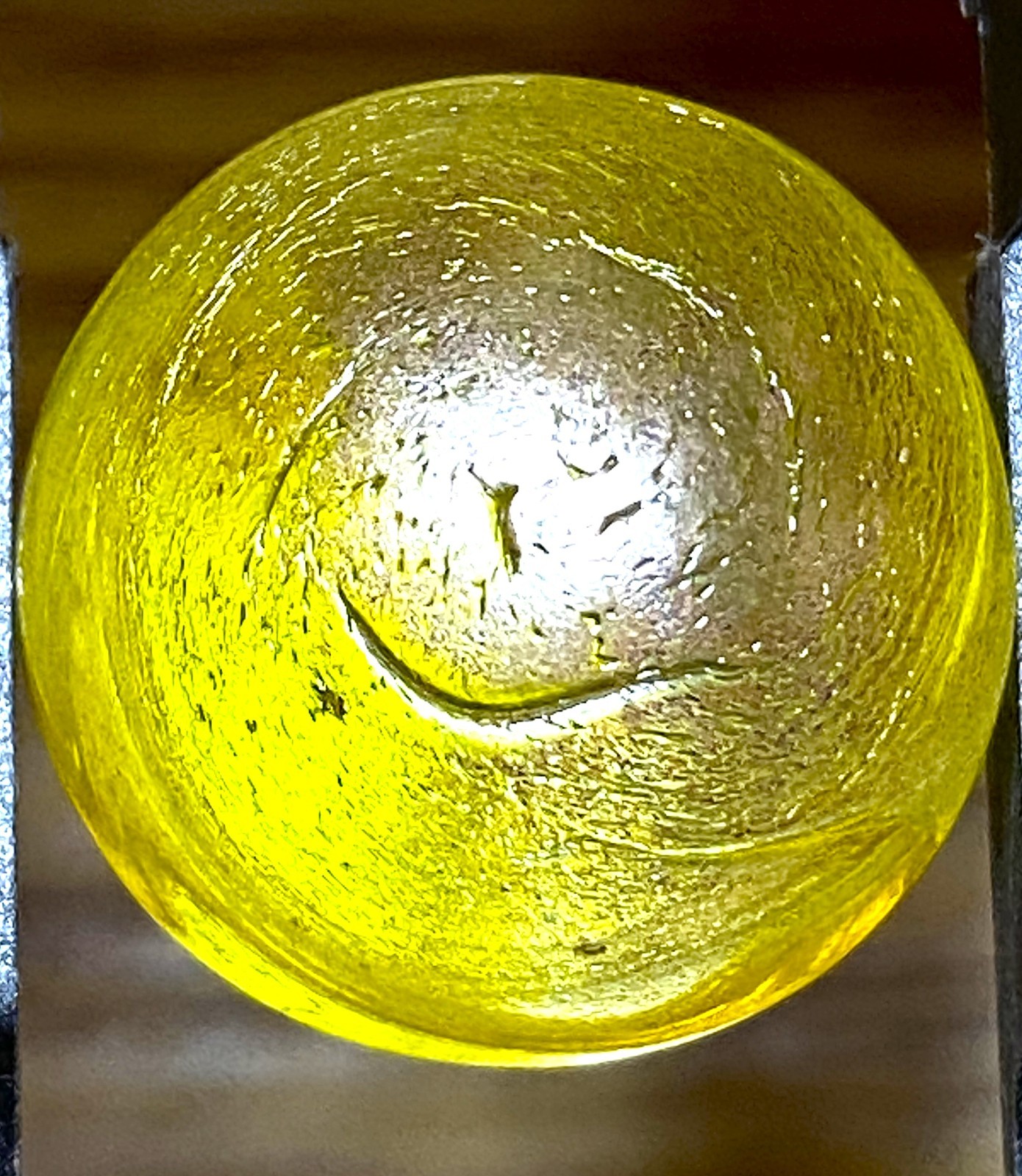 DAS/JABO LEMON DROP TRANSPARENT THIN-LINED RAMSHEAD SWIRLED SHOOTER .72″ M800