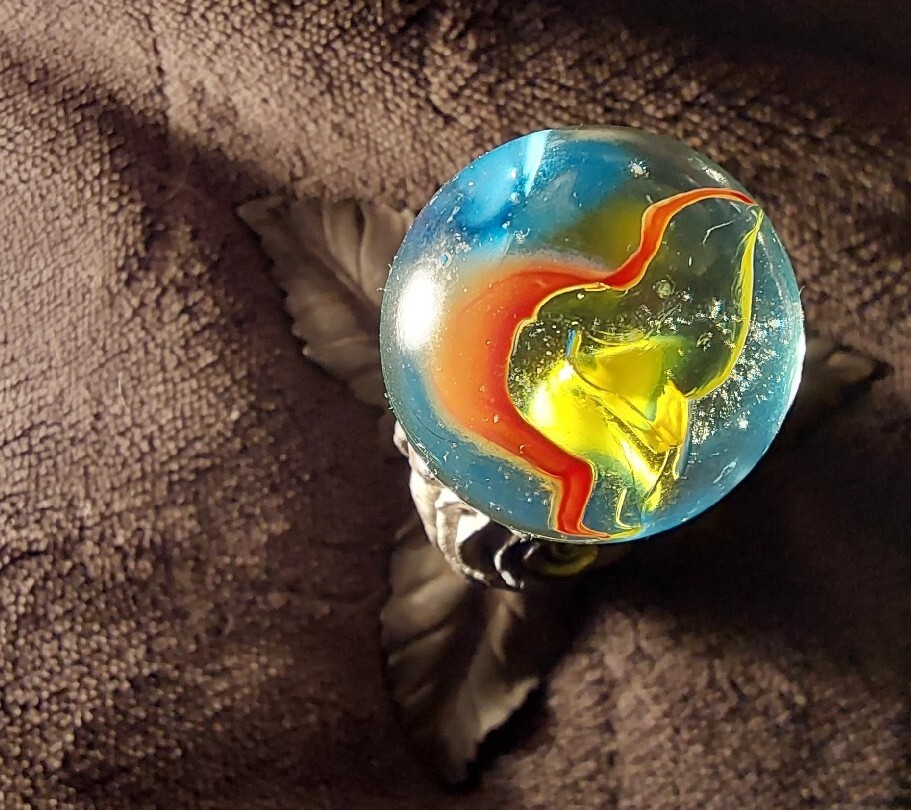 “EXTORDINARY” Vintage Marble w/bubbles In Colors – Swirl Yellow, Blue, Red 1.5″
