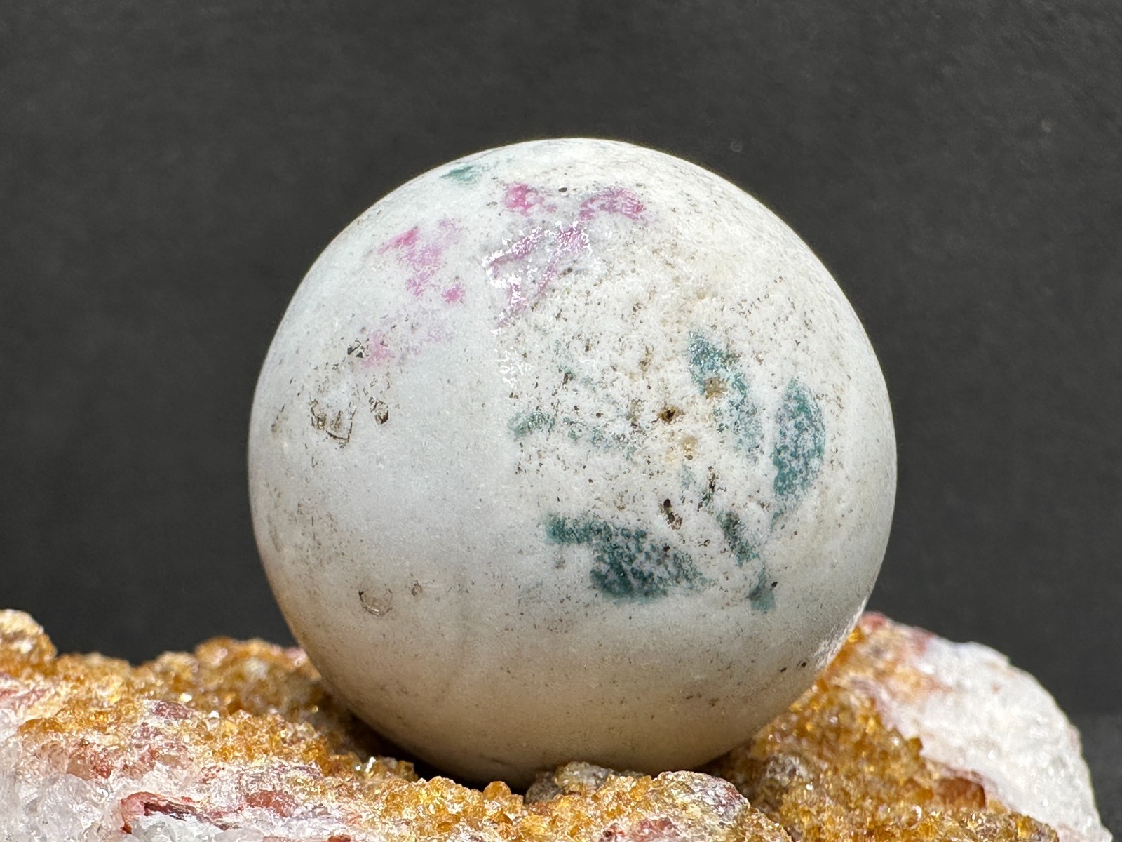 EXTREMELY SCARCE Antique China Clay PAINTED FLOWER Marble 1.26″ HUGE SHOOTER!