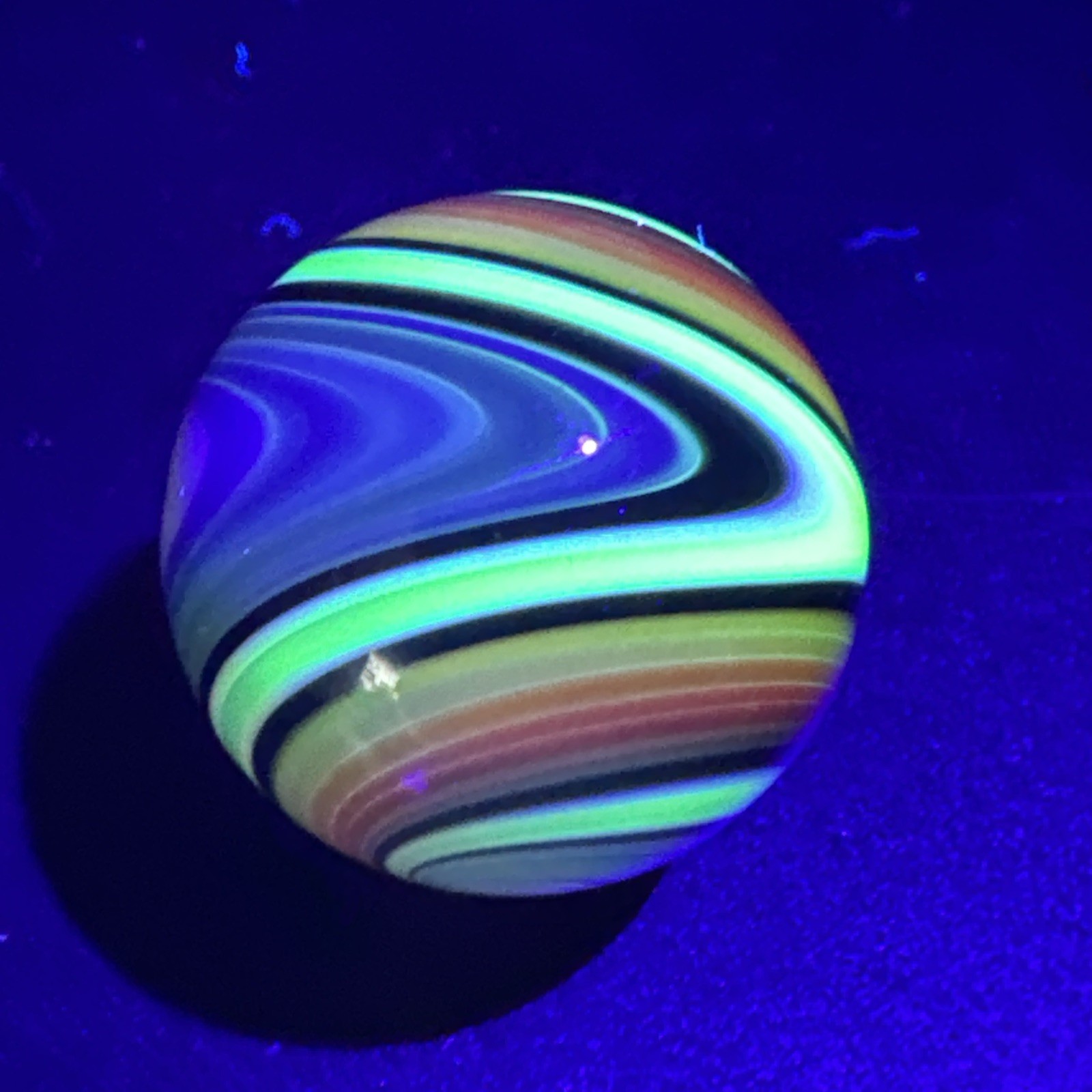 Contemporary Handmade Art Glass Marble 1.06″ Colorful Wigwag + UV Reactive Glow!