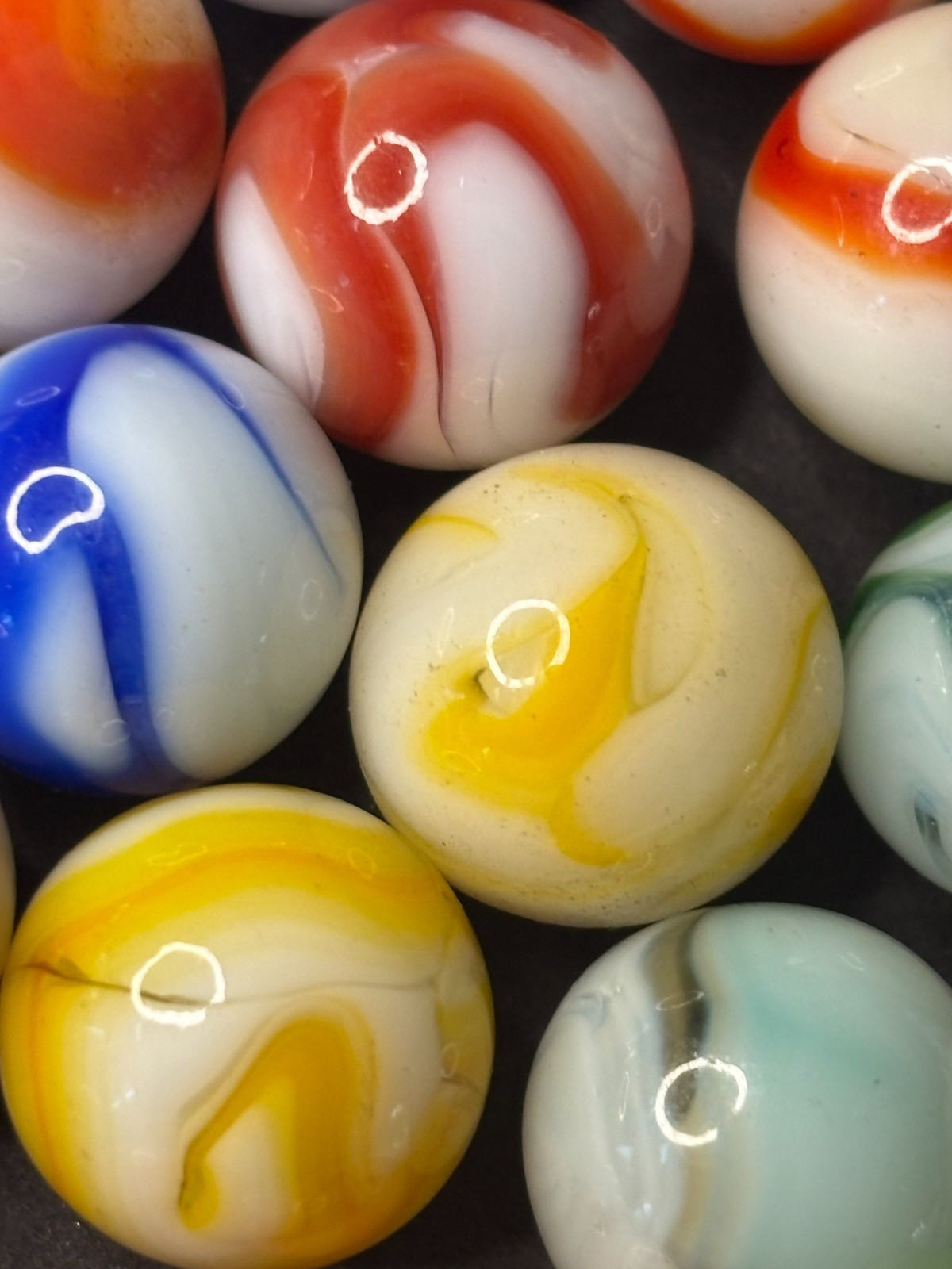 Akro Vitro Peltier Marble King Marbles Lot of 50 Swirl Patch VTG .60″-.66″
