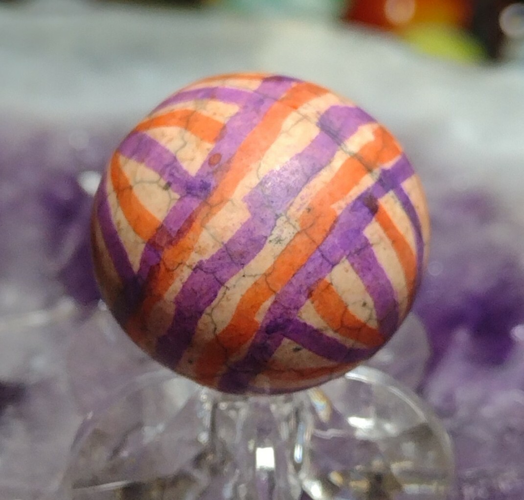 .73″ SWEET HAND PAINTED MARBLES – NM LOOK