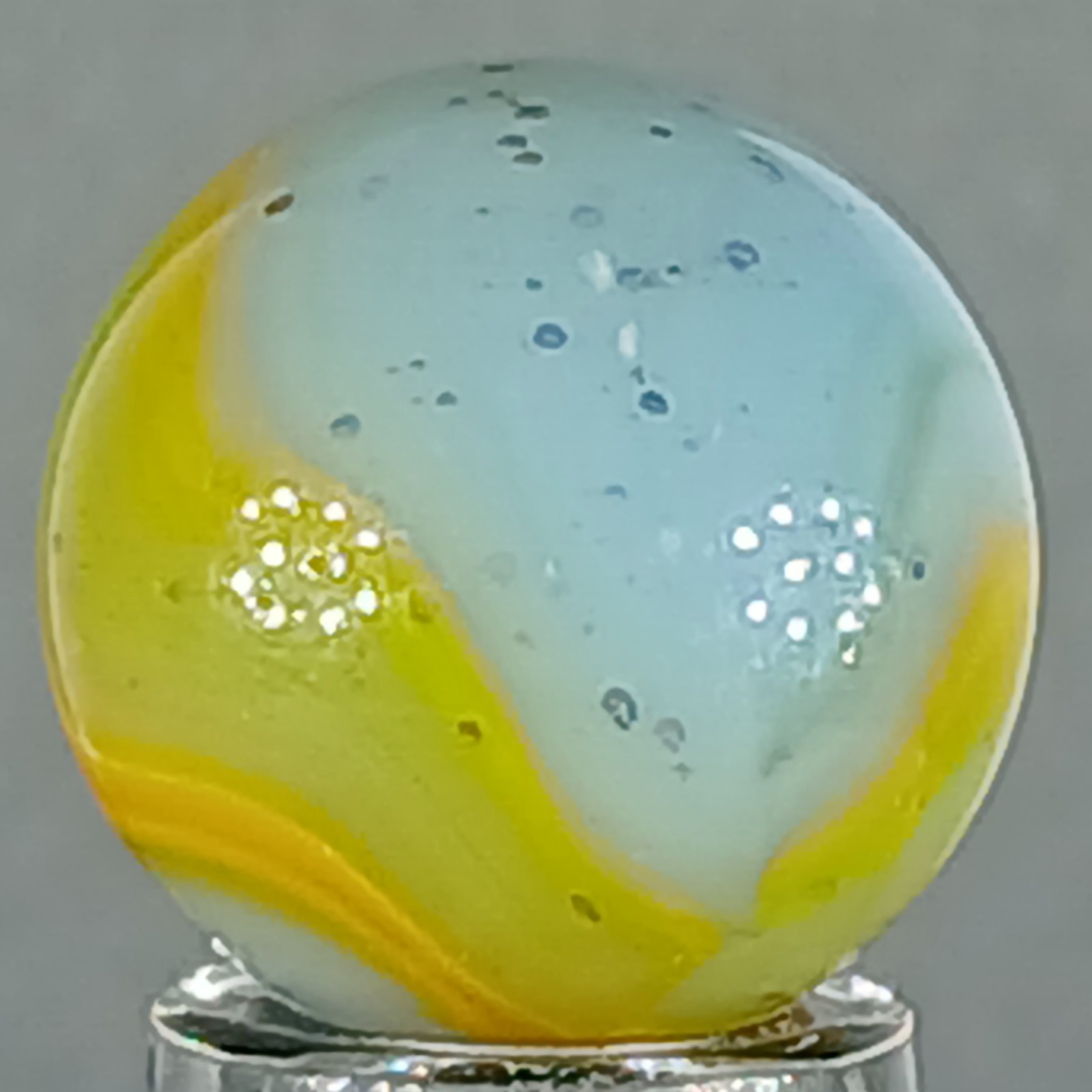 Vintage Peltier Rainbo Marble .62 Inches Near-Mint Condition Combined Shipping