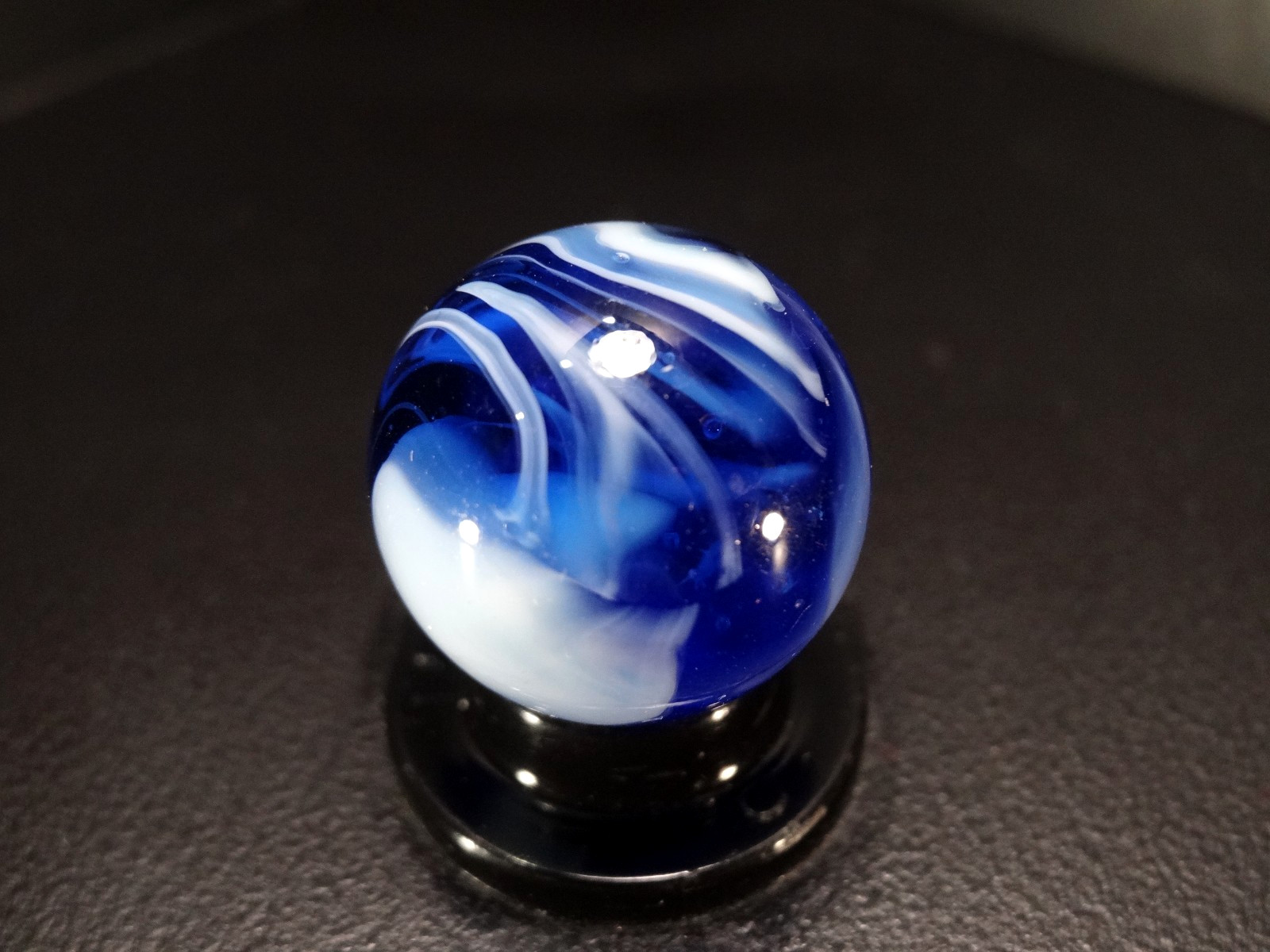 CHRISTENSEN AGATE w/ Road & Tunnel Pattern PERSONAL COLLECTION Wet Mint