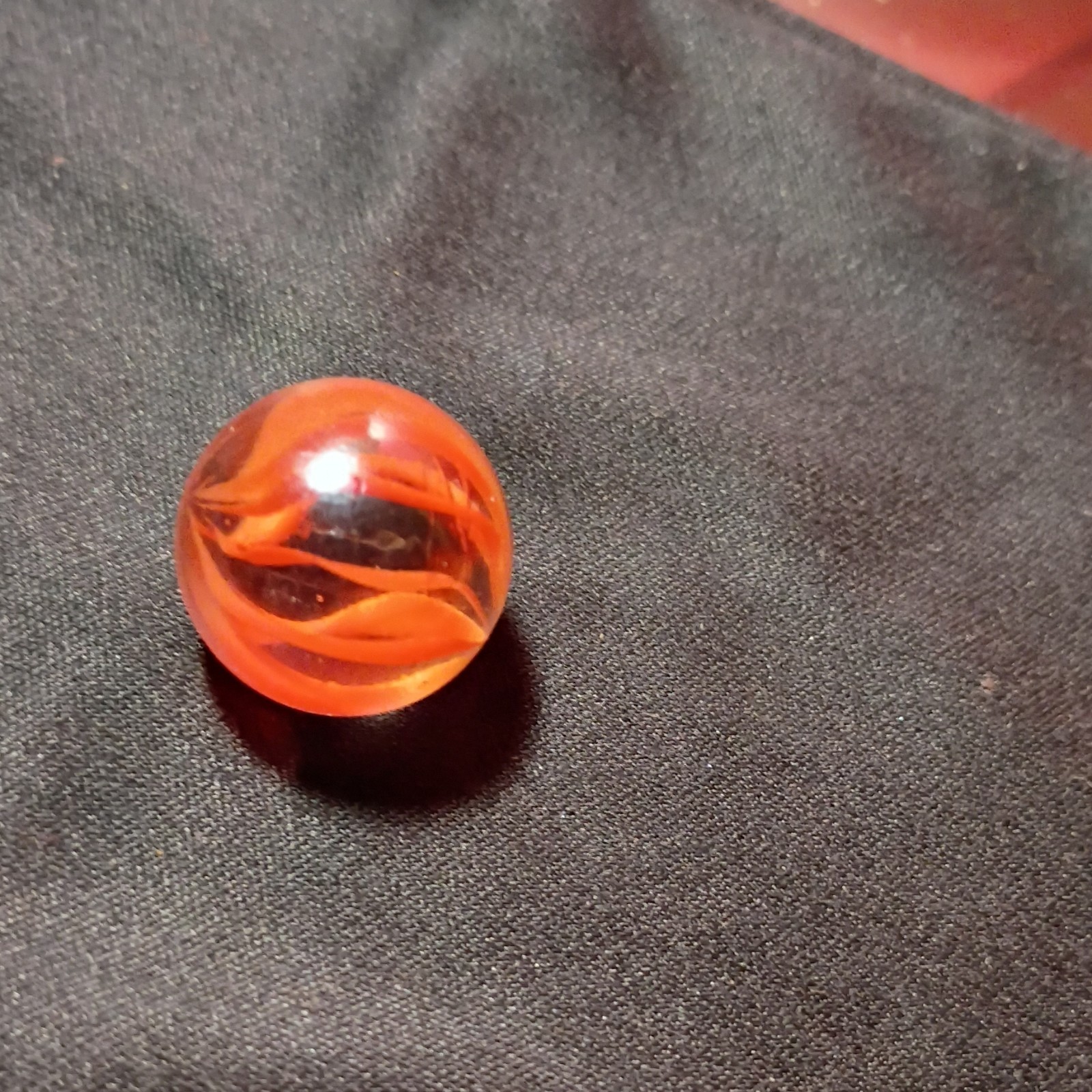 Single Machine Made Glass Swirl Toy Marble, Orange Swirl, Ages 4-7 & 8-11